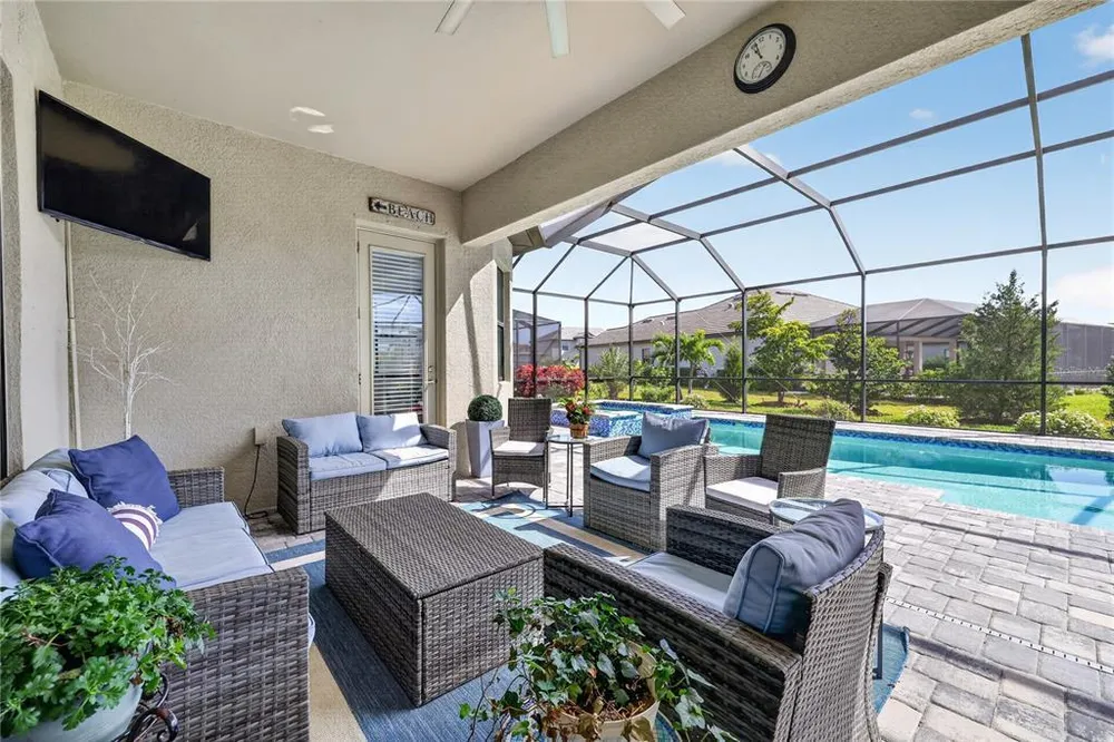 4911 Sparkling Sea Ln, Bradenton, FL 34211