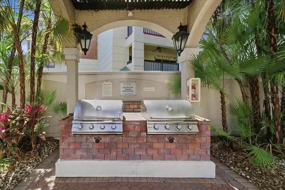 501 Knights Run Ave, Tampa, FL 33602