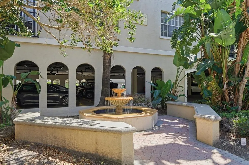 501 Knights Run Ave, Tampa, FL 33602