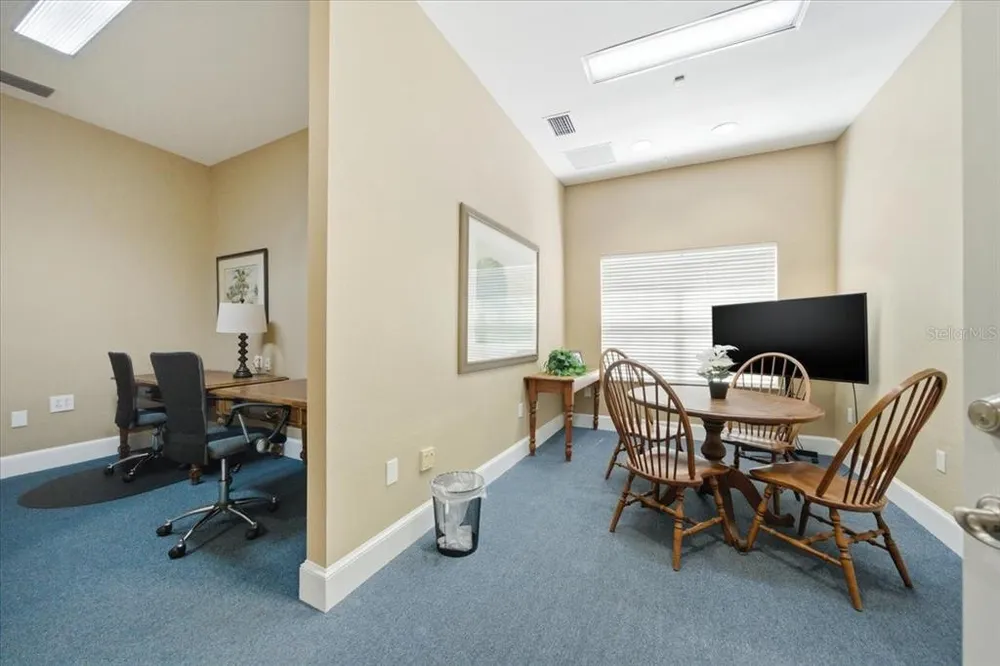 501 Knights Run Ave, Tampa, FL 33602