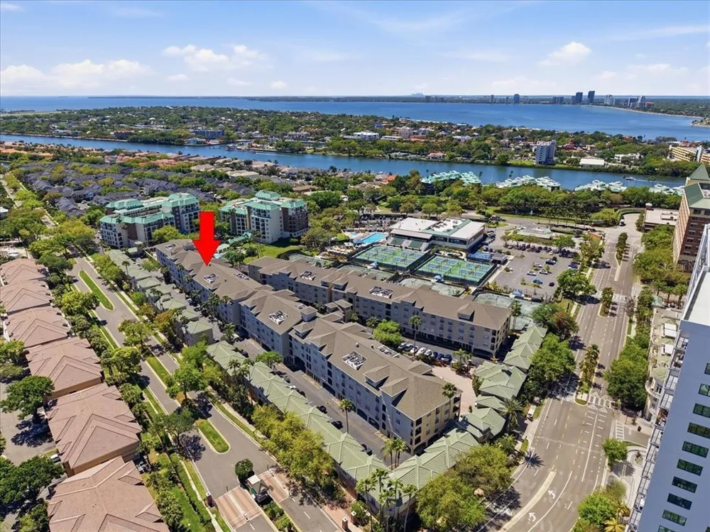 501 Knights Run Ave, Tampa, FL 33602