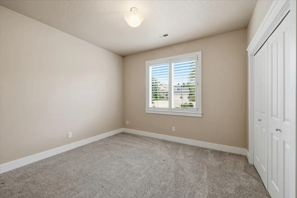 6107 S Windstar St, Spokane, WA 99224