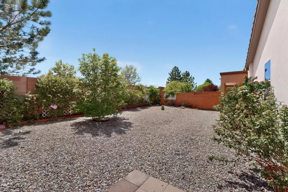 6540 Basket Weaver Ave NW, Albuquerque, NM 87114