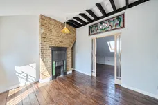 Priory Avenue, London, N8 photo 9