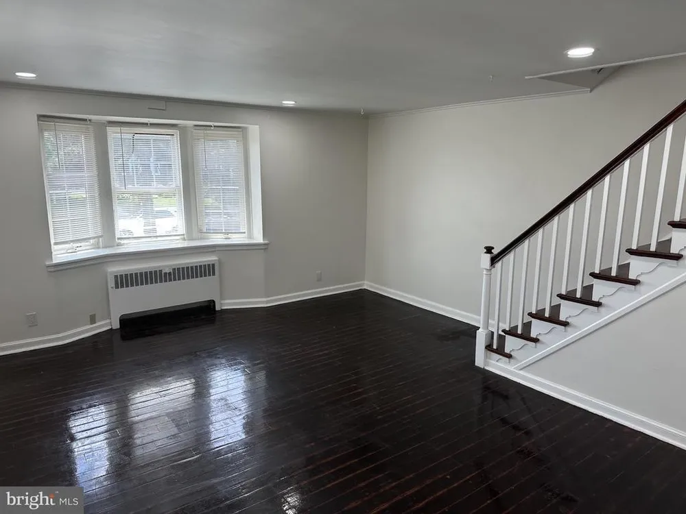 1123 Gilham St, Philadelphia, PA 19111