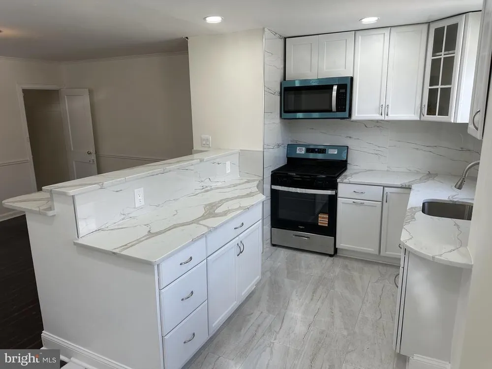 1123 Gilham St, Philadelphia, PA 19111