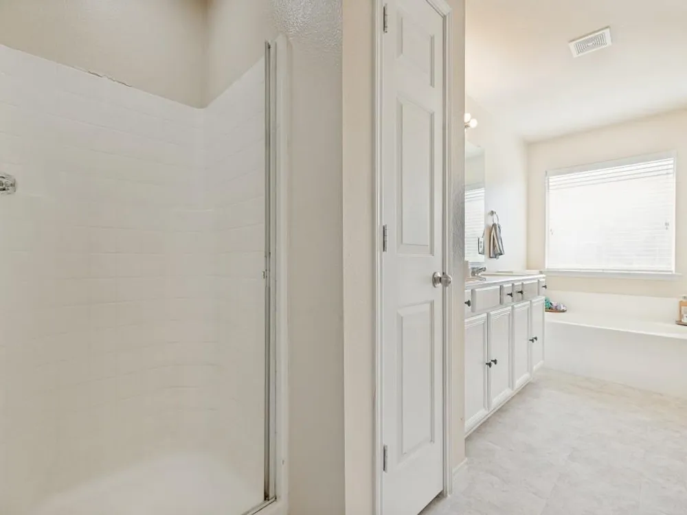 225 Charleston Dr, Anna, TX 75409
