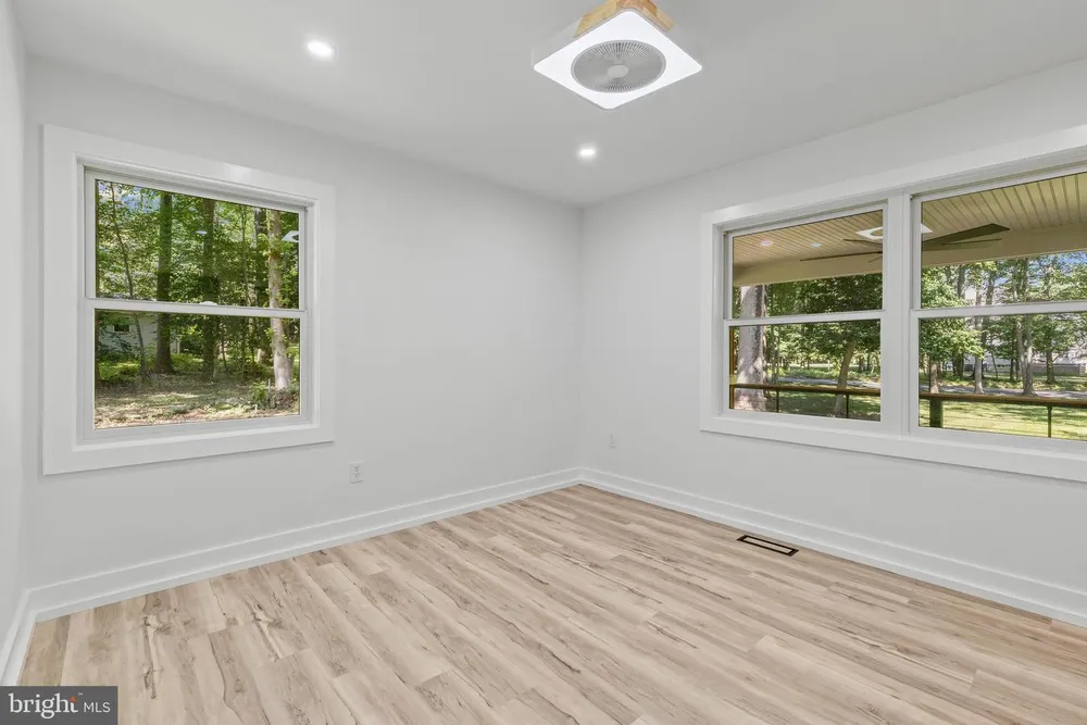 767 Bon Haven Dr, Annapolis, MD 21401