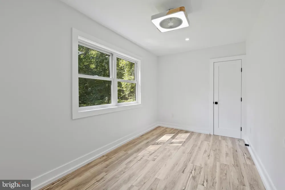 767 Bon Haven Dr, Annapolis, MD 21401