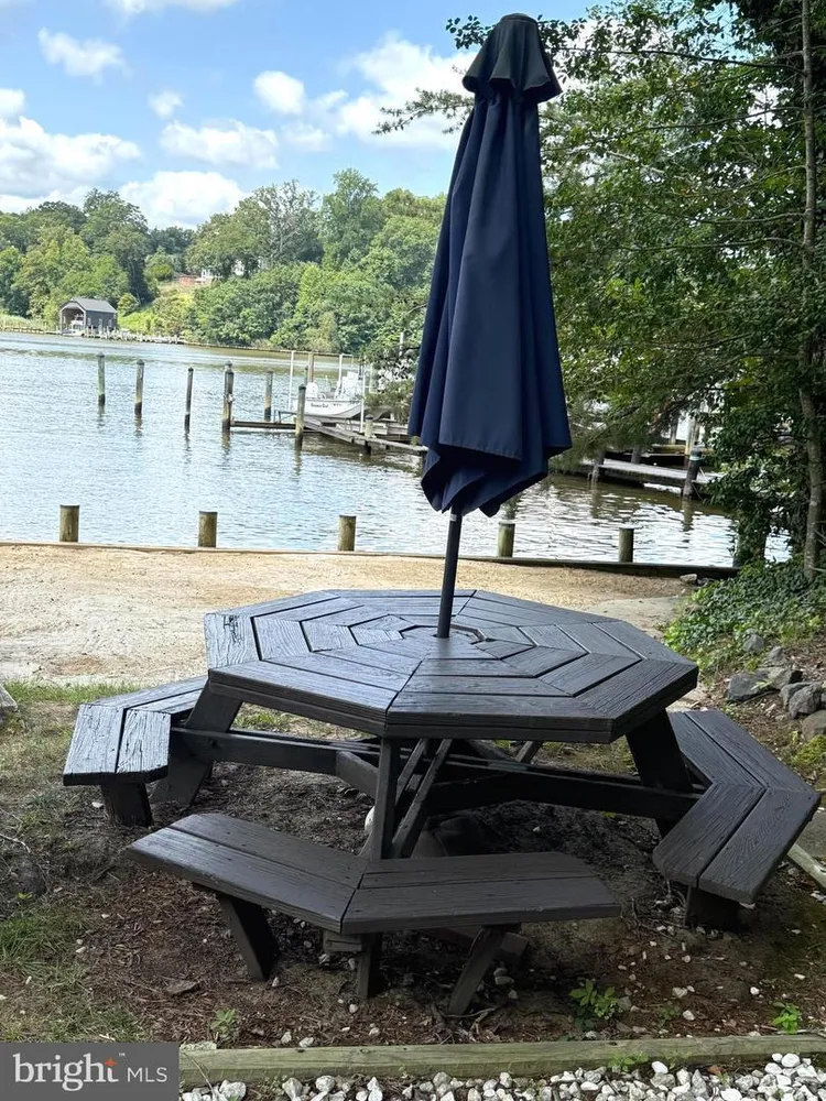 767 Bon Haven Dr, Annapolis, MD 21401