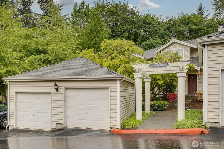 2300 Jefferson Ave NE, Renton, WA 98056
