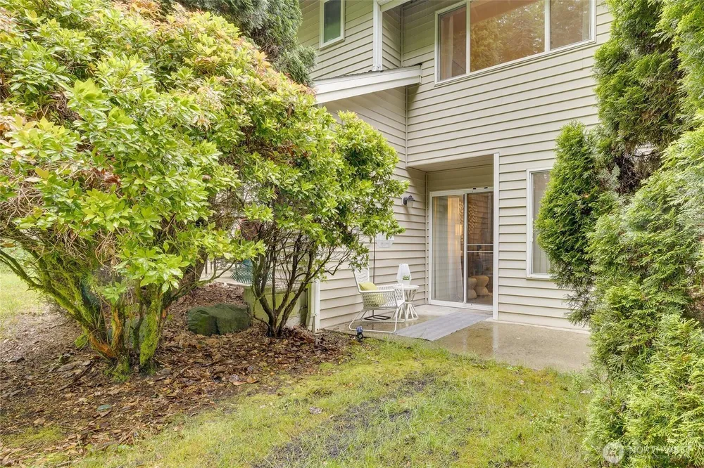 2300 Jefferson Ave NE, Renton, WA 98056