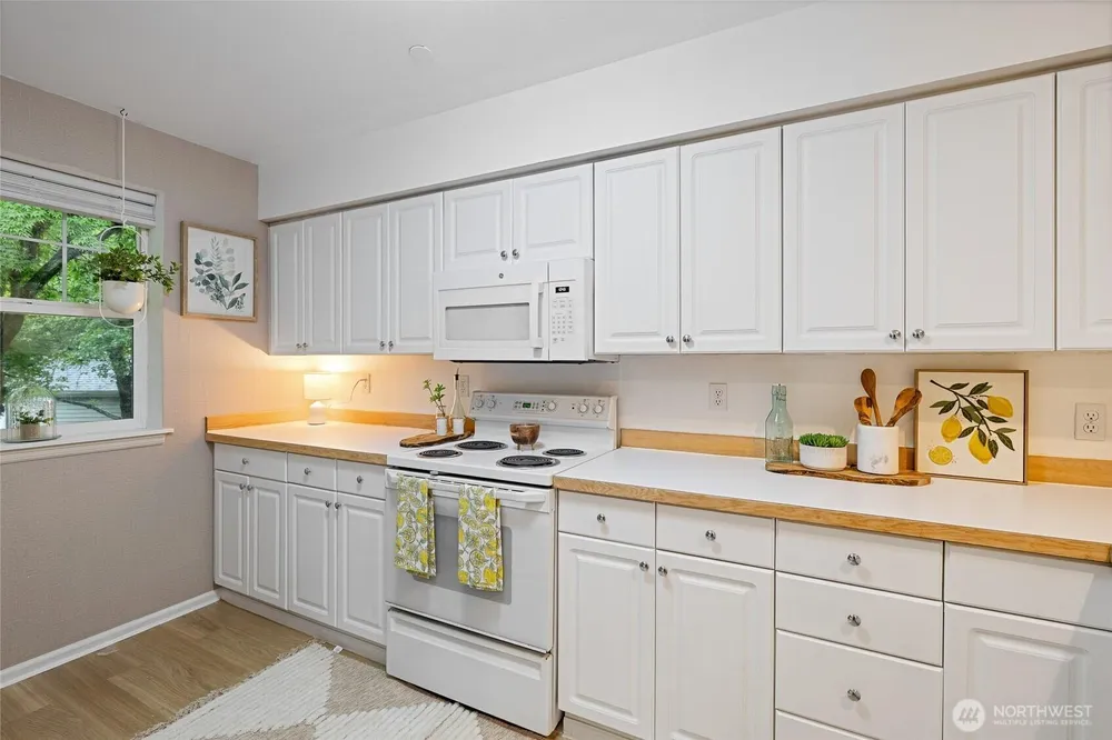 2300 Jefferson Ave NE, Renton, WA 98056