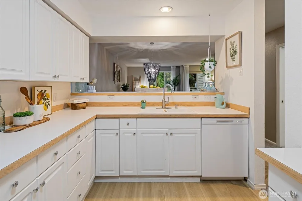 2300 Jefferson Ave NE, Renton, WA 98056