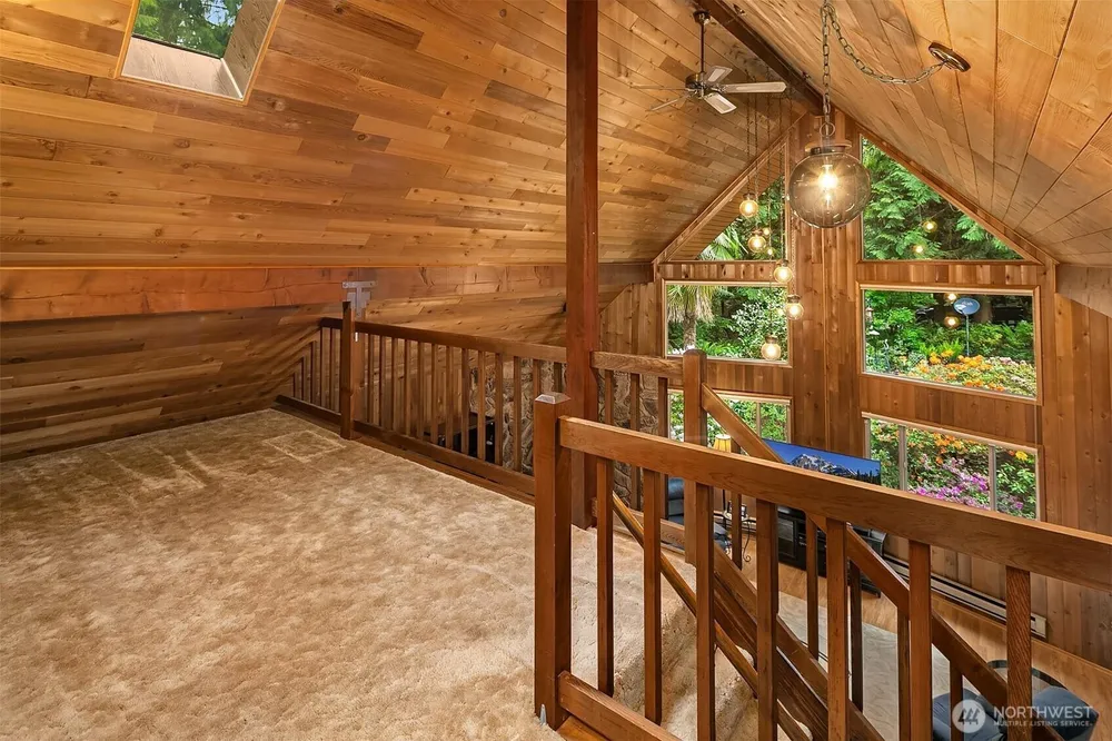 20717 SE 222nd St, Maple Valley, WA 98038