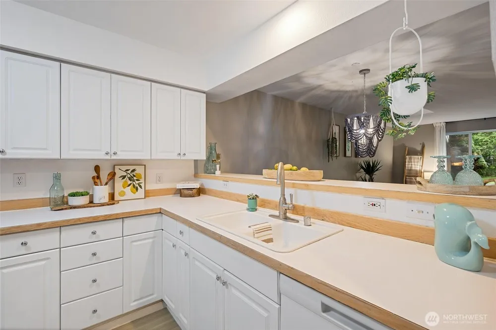 2300 Jefferson Ave NE, Renton, WA 98056