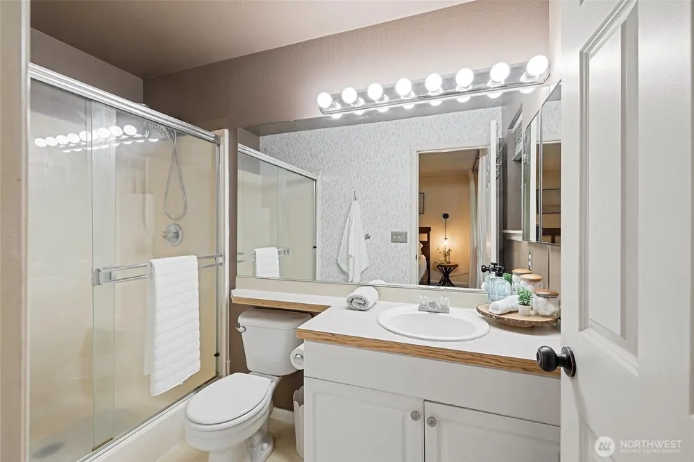 2300 Jefferson Ave NE, Renton, WA 98056