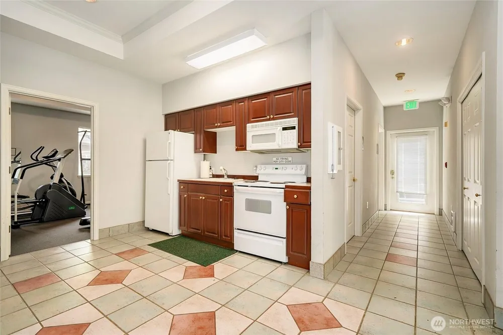 2300 Jefferson Ave NE, Renton, WA 98056