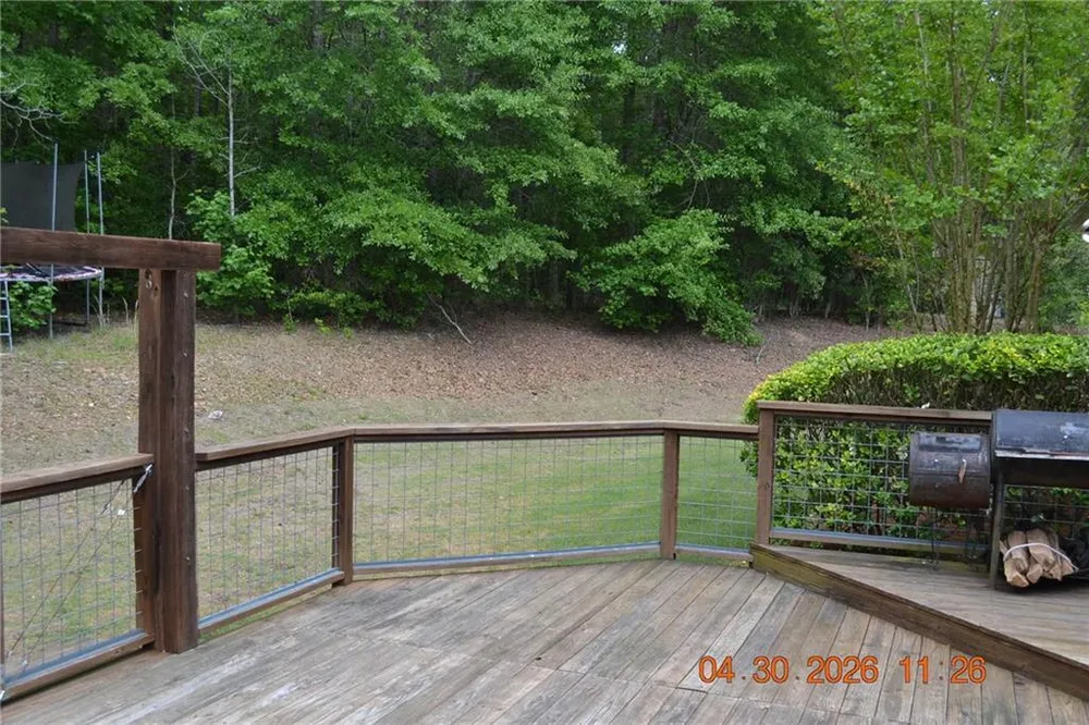 71 Greystone Ct, Smiths Station, AL 36877