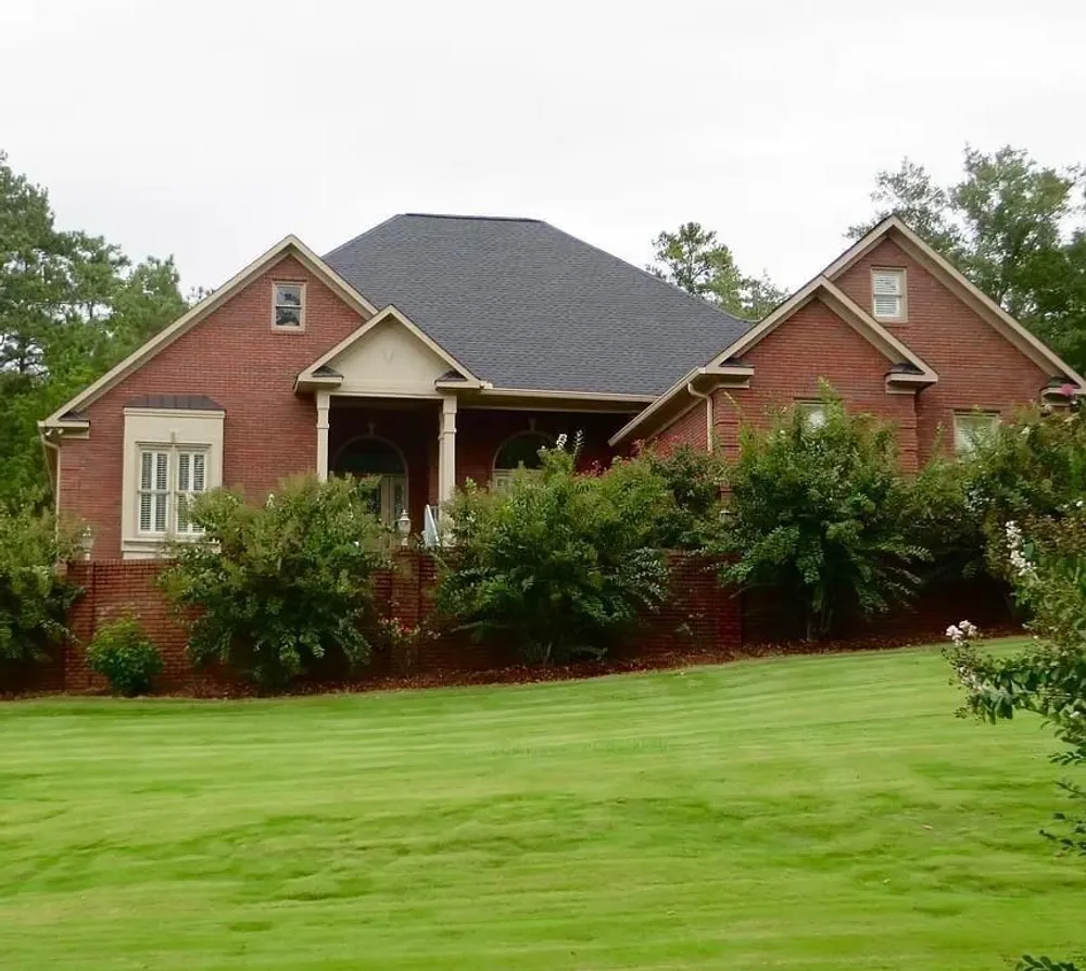 71 Greystone Ct, Smiths Station, AL 36877
