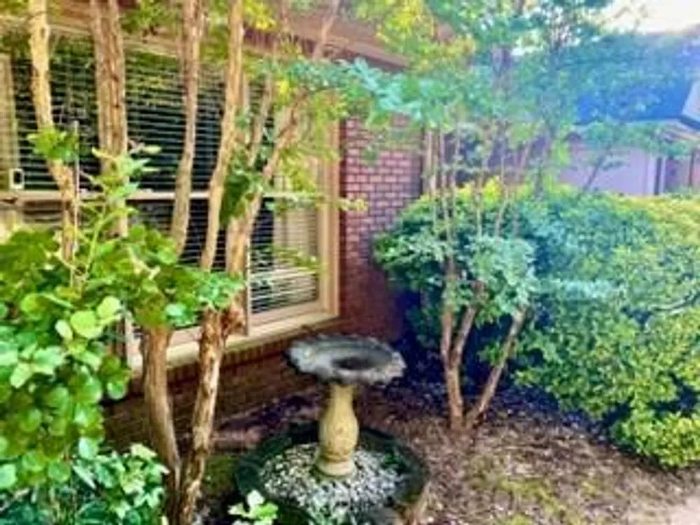 71 Greystone Ct, Smiths Station, AL 36877