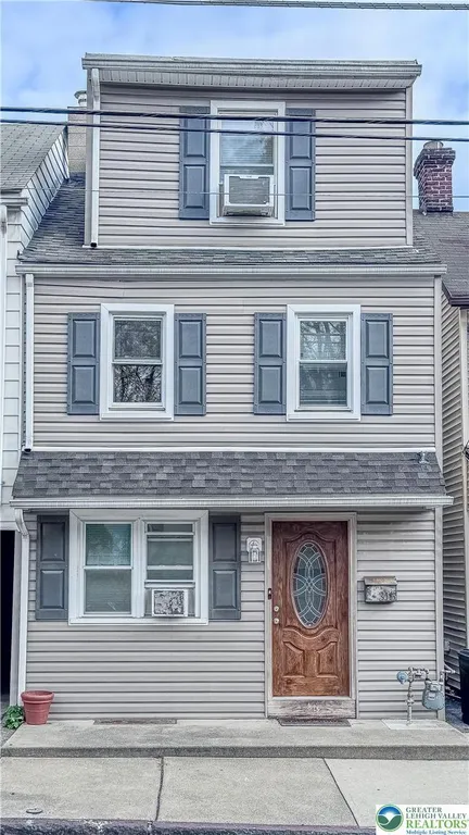 315 Brodhead St, Easton, PA 18042