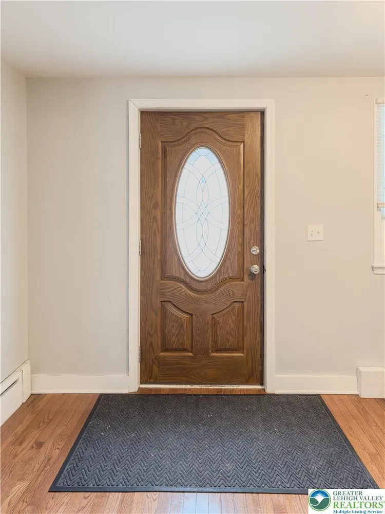315 Brodhead St, Easton, PA 18042