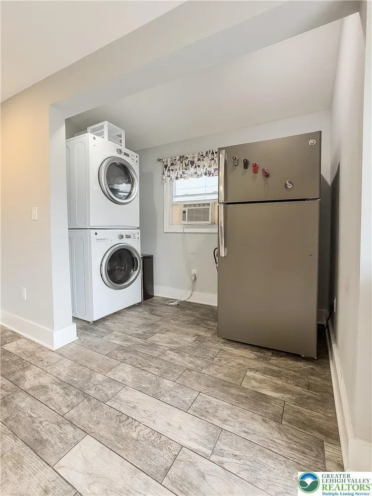 315 Brodhead St, Easton, PA 18042