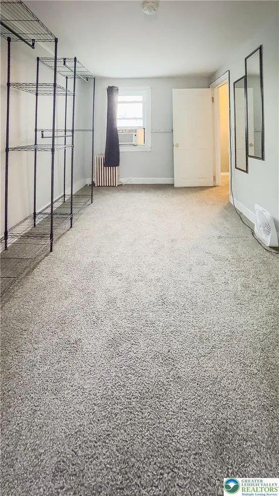 315 Brodhead St, Easton, PA 18042