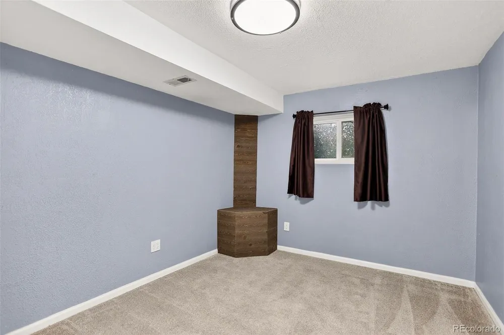 13155 W 63rd Pl, Arvada, CO 80004