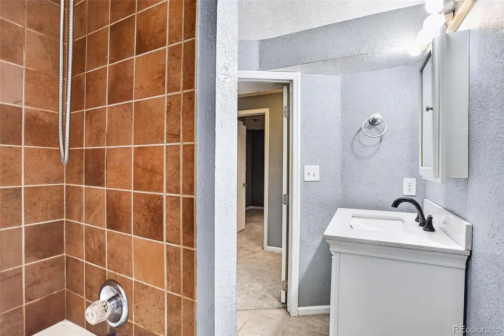 13155 W 63rd Pl, Arvada, CO 80004
