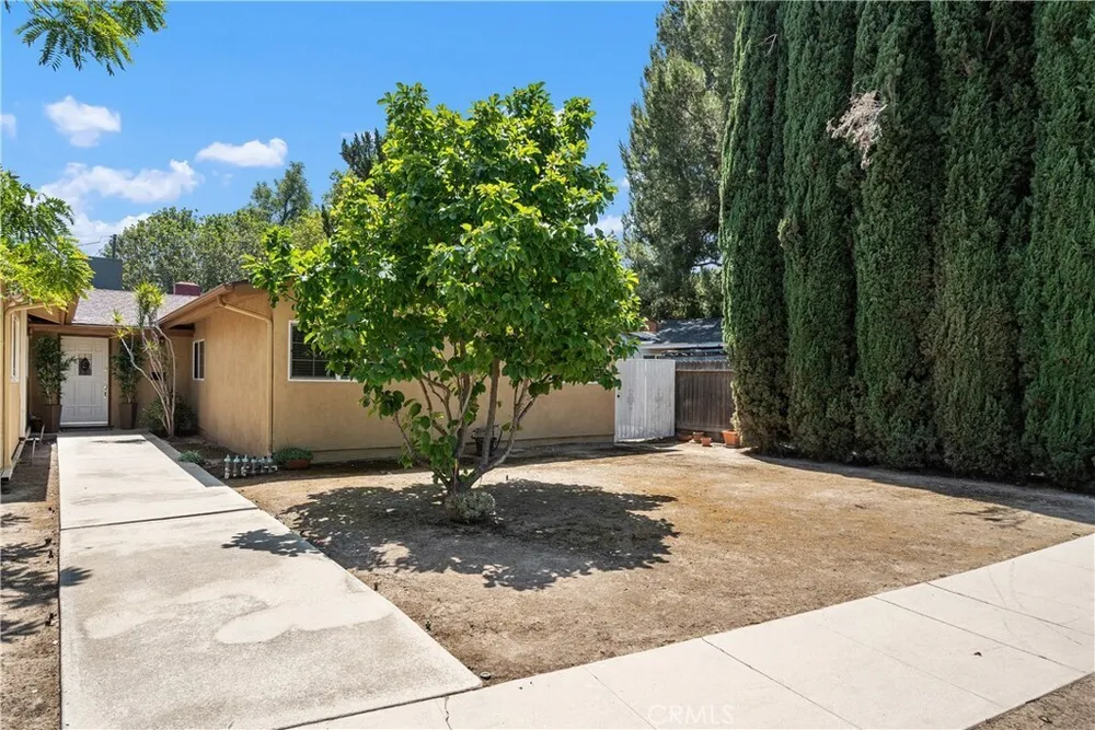 22640 Cohasset St, West Hills, CA 91307-1621