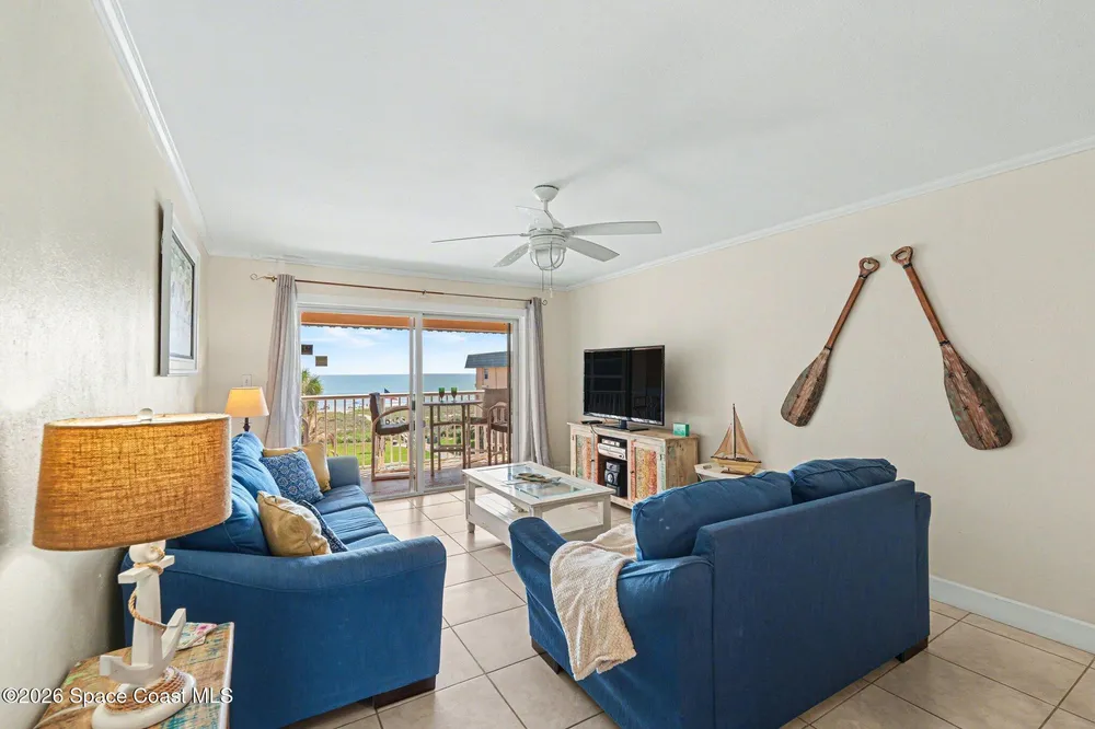 15 Sunflower St, Cocoa Beach, FL 32931