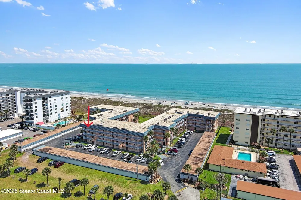 15 Sunflower St, Cocoa Beach, FL 32931