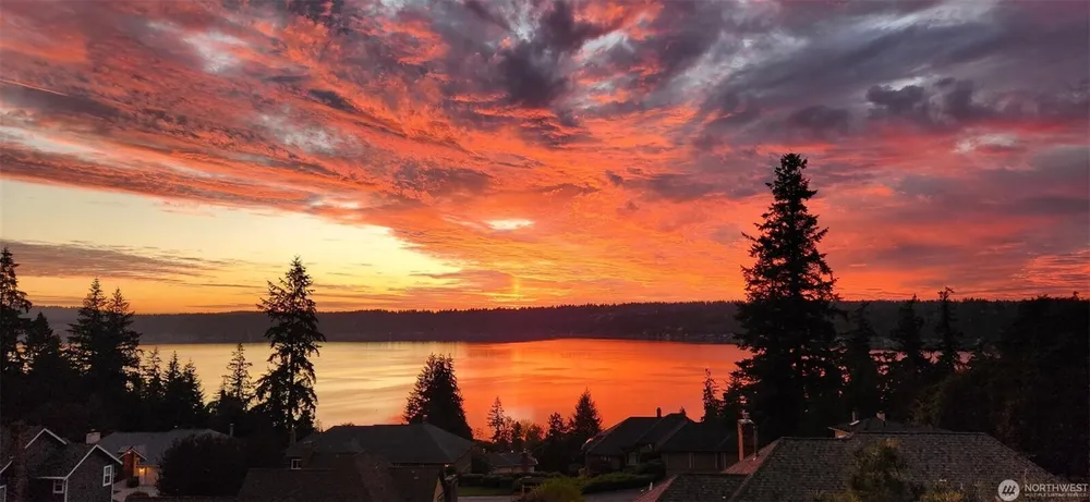 535 208th Ave NE, Sammamish, WA 98074