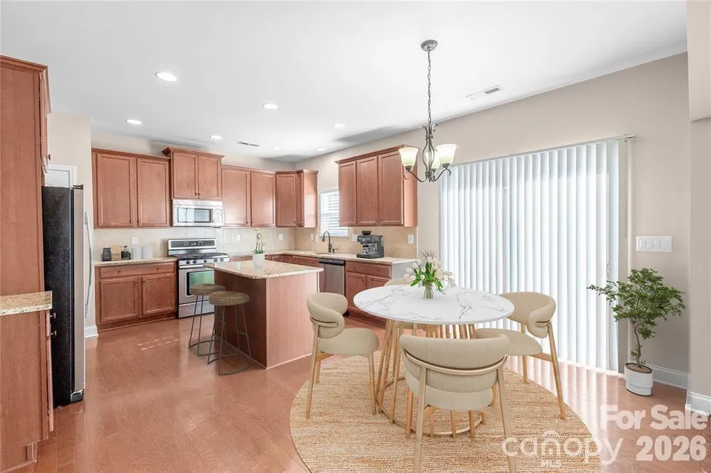 2003 Fallondale Rd, Waxhaw, NC 28173