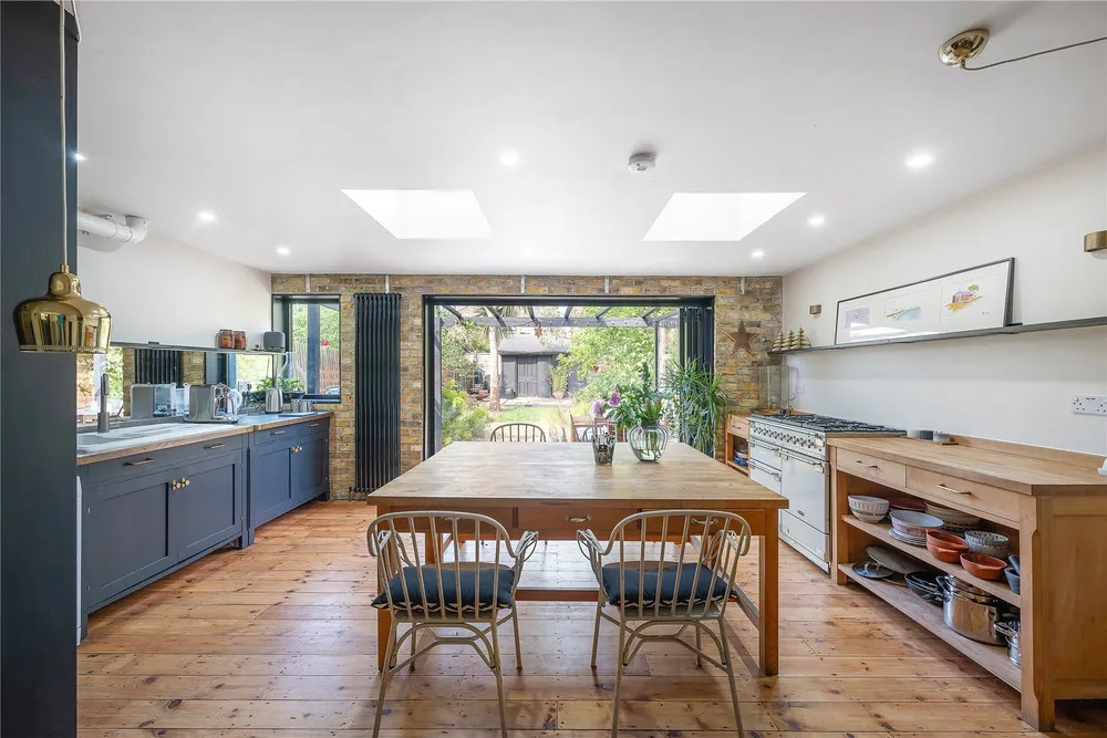 Elsinore Road, London, SE23