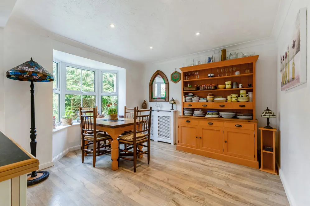 Windsor Park, Alton, GU34 photo 17