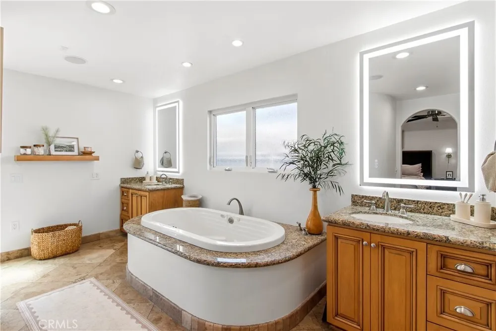 8651 LA HOMA ST, Cypress, CA 90630