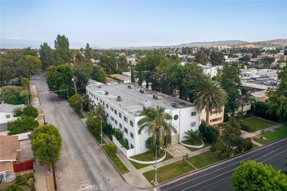 7254 Vassar Ave, Canoga Park, CA 91303