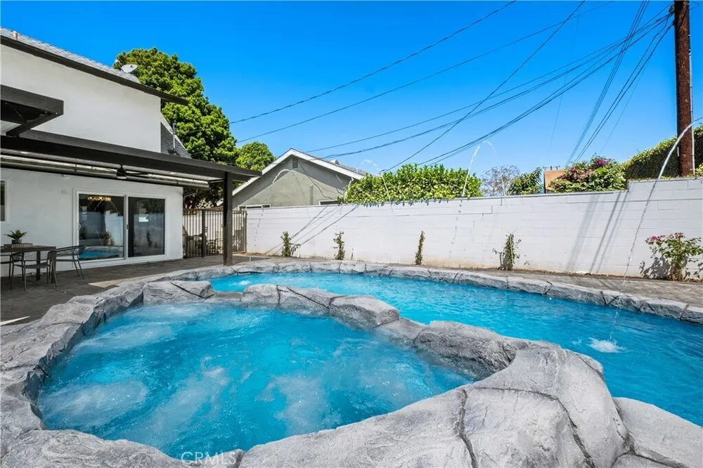 530 Stanford Ave, Fullerton, CA 92831