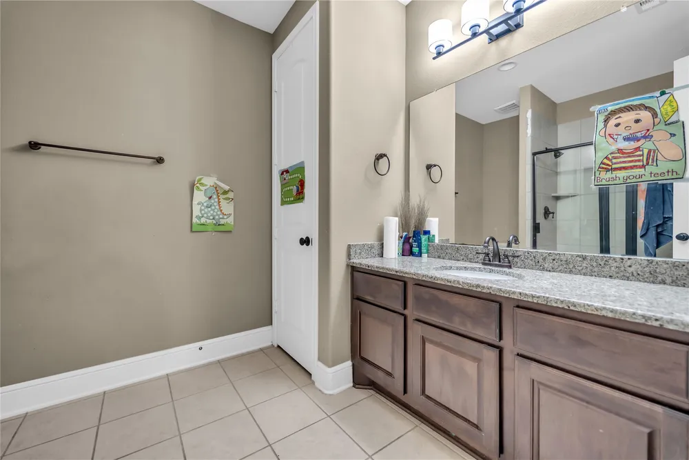 13912 Barrow Cliff Ln, Cypress, TX 77429