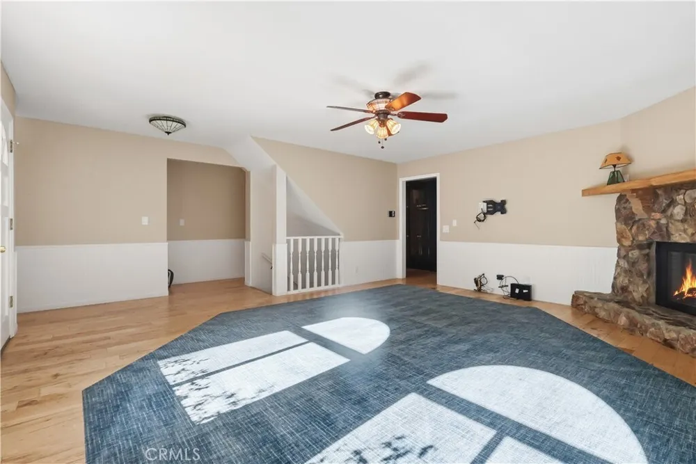 174 Golf Course Rd, Lake Arrowhead, CA 92352