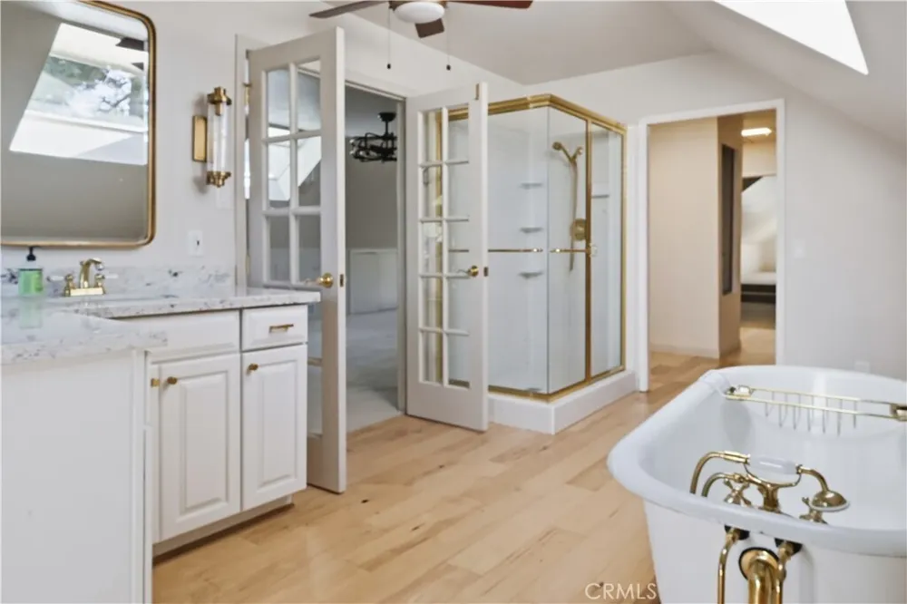174 Golf Course Rd, Lake Arrowhead, CA 92352