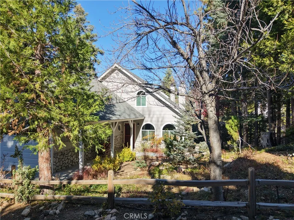 174 Golf Course Rd, Lake Arrowhead, CA 92352