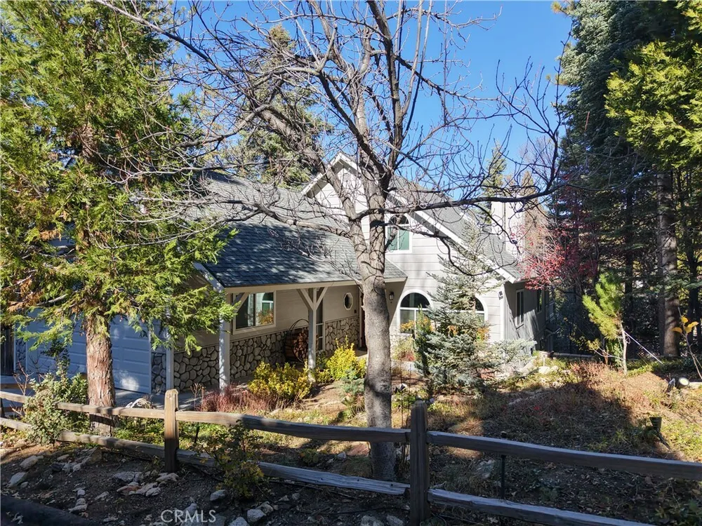 174 Golf Course Rd, Lake Arrowhead, CA 92352