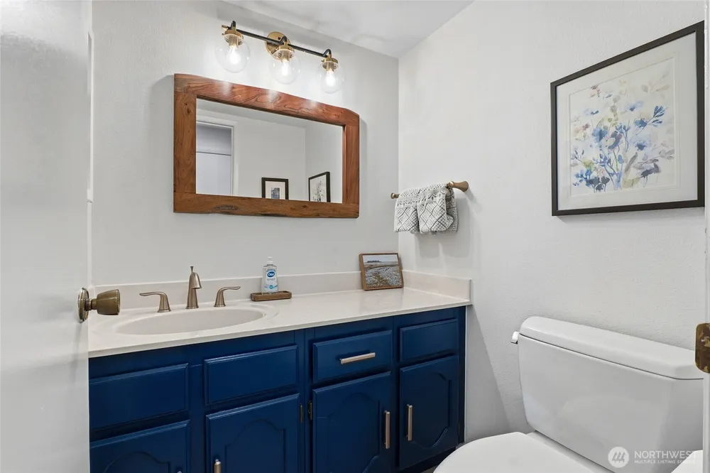 16125 SE 33rd Circle, Bellevue, WA 98008