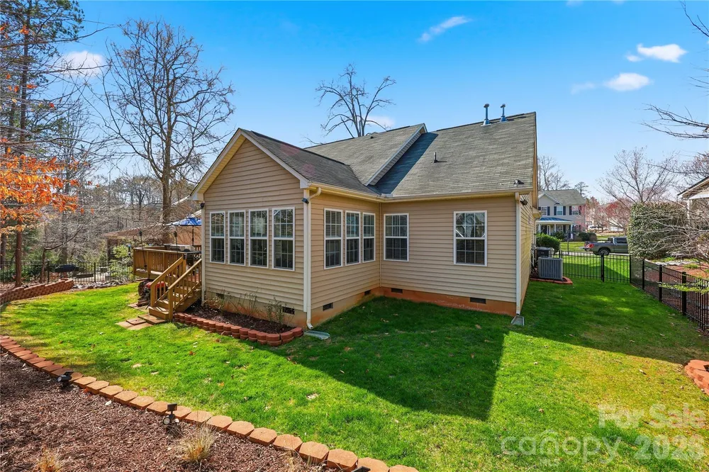 7135 Meyer Rd, Fort Mill, SC 29715