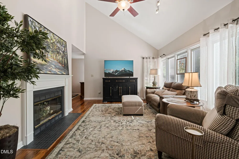 6921 Spring Dr, Raleigh, NC 27613