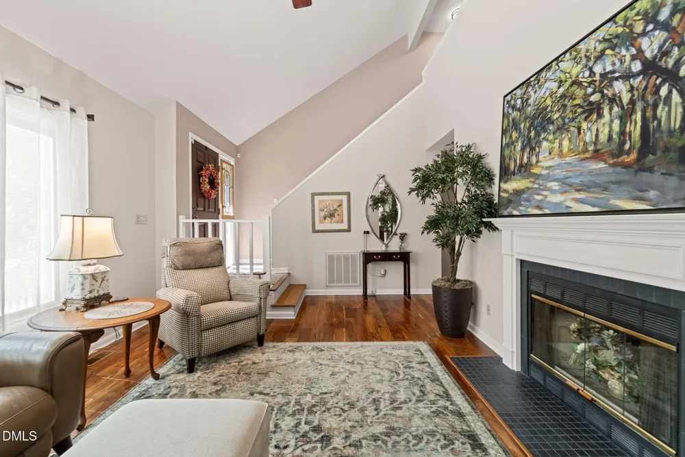 6921 Spring Dr, Raleigh, NC 27613